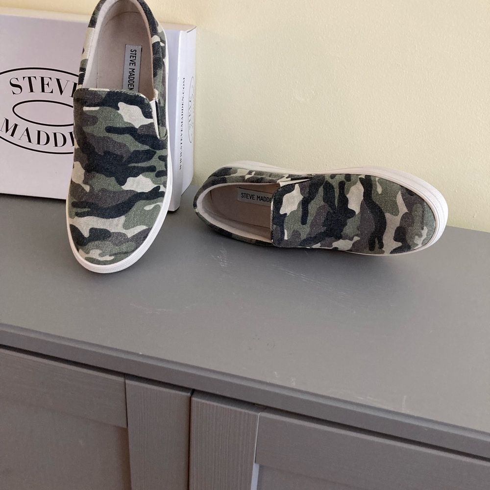 Steve Madden Gills-C Green Camo Size 9 - image 7